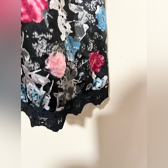 Y2K Torrid 2X Lace Satin Cami Tank Dark Floral Romantic Going Out Grunge - Picture 4 of 9